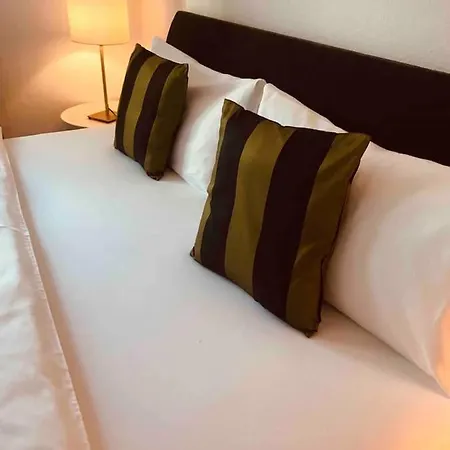 Schoene Grosse 2 Schlafzimmer Bis 6 Pax Naehe Stadion Signal Iduna Lejlighed