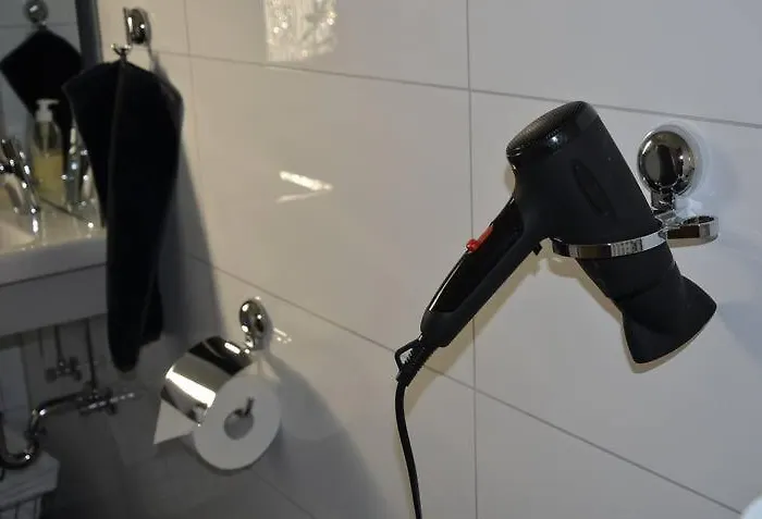 Schoene Grosse 2 Schlafzimmer Bis 6 Pax Naehe Stadion Signal Iduna Apartamento