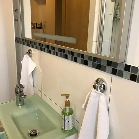 Schoene Grosse 2 Schlafzimmer Bis 6 Pax Naehe Stadion Signal Iduna 公寓 *