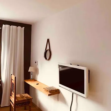 Schoene Grosse 2 Schlafzimmer Bis 6 Pax Naehe Stadion Signal Iduna Apartman *