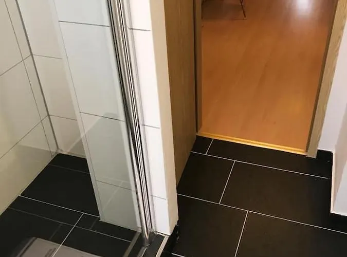 Schoene Grosse 2 Schlafzimmer Bis 6 Pax Naehe Stadion Signal Iduna 도르트문트